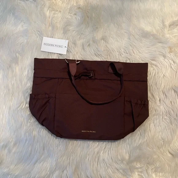 Modern Picnic Lunch Bag - Picture 3 of 11